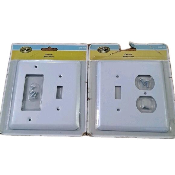 Hampton Bay Declan 2 pack WallPlate, 1R1T, 1T1D White Finish Outlet Cover New - Picture 1 of 2